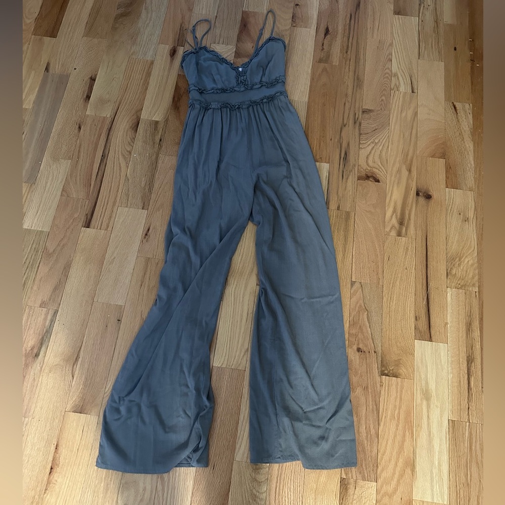 FRANCESCAS OLIVE RUFFLE TOP JUMPSUIT